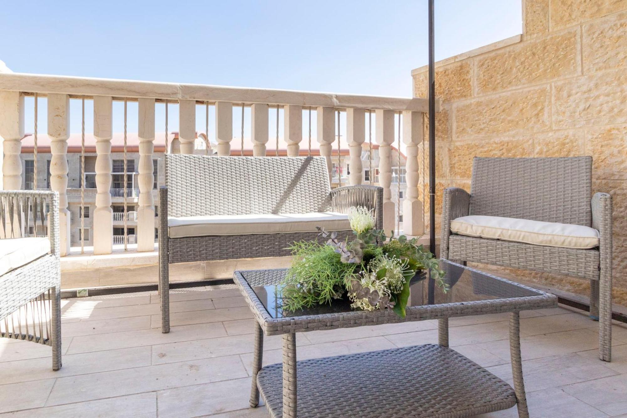 Stylish 1 Bedrooms Parking At City Gate Jeruzalem Buitenkant foto